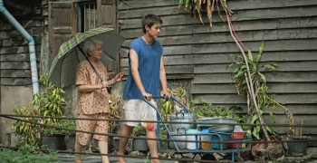 할머니가 죽기 전 백만장자가 되는 법 (How to Make Millions Before Grandma Dies)